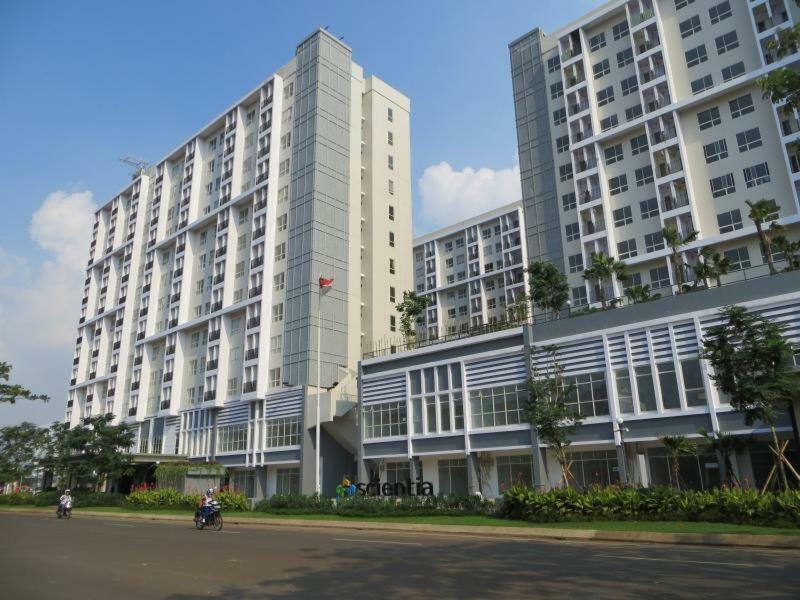 Scientia Residences By Taslim Gading Serpong Exterior photo
