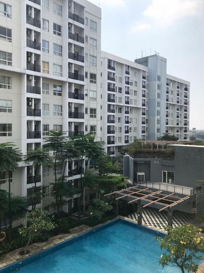 Scientia Residences By Taslim Gading Serpong Exterior photo
